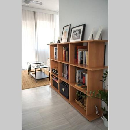 Your Cozy Downtown Home - Apartment Larissa Ngoại thất bức ảnh