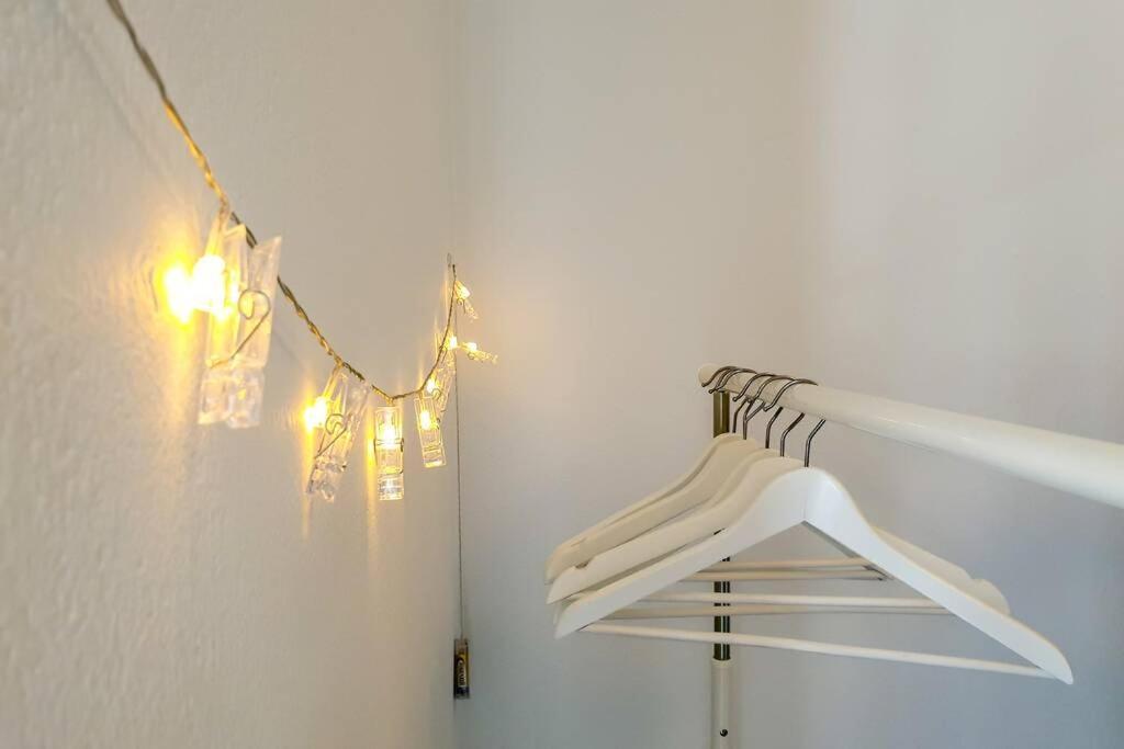 Your Cozy Downtown Home - Apartment Larissa Ngoại thất bức ảnh